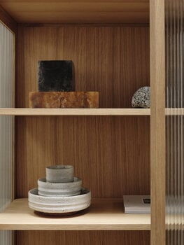 ferm LIVING Vetrina Reed, rovere naturale, immagine decorativa