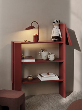 ferm LIVING Lampada portatile Arum, rosso ossido