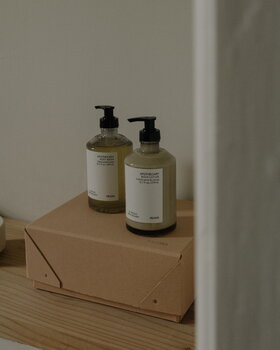 Frama Apothecary presentlåda, body wash och body lotion