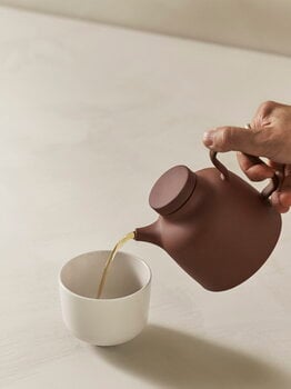 Design House Stockholm Sand Secrets tea pot, red
