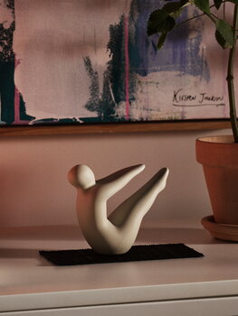 Design House Stockholm Scultura Yoga n. 2, grigio chiaro, immagine decorativa