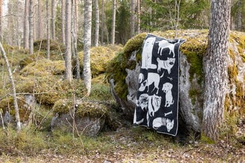 Lapuan Kankurit Koirapuisto blanket, 130 x 180 cm, black - white