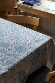 Lapuan Kankurit Villiyrtit tablecloth/throw, 150 x 200 cm, blueberry - cinnamon