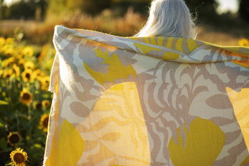 Lapuan Kankurit Kuutamo throw, beige - yellow