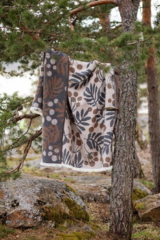 Lapuan Kankurit Pihapuu blanket, 135 x 180 cm, beige - brown - black