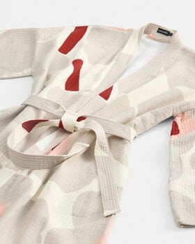 Marimekko Unikko bathrobe, powder - light grey - dark cherry - pink, decoration image