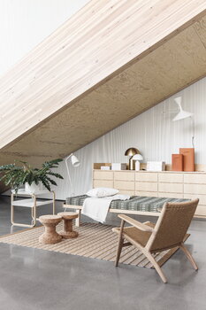 Carl Hansen & Søn CH25 lounge chair, white oiled oak - natural cord