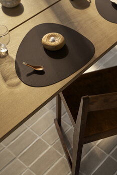 LIND DNA Tovaglietta Curve, 37 x 44 cm, nocciola in pelle Corduroy, immagine decorativa