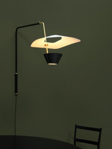 Sammode G25 wall lamp, black - white | Finnish Design Shop