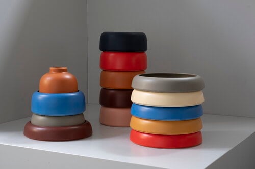 Raawii Omar bowl 01, strong coral | Finnish Design Shop