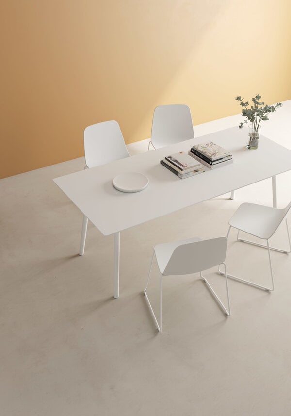 Dining chairs, Maarten chair, sled base, white, White