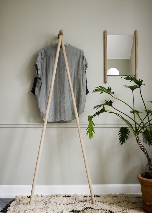 Coat hangers, Georg hanger, oak, Natural