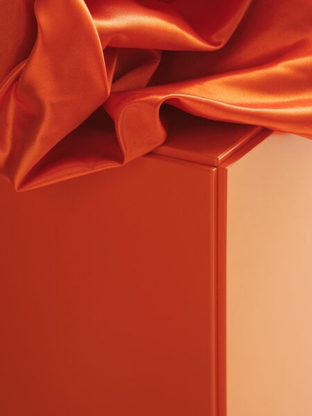 Storage furniture, Relief chest of drawers with legs, wide, orange, Orange