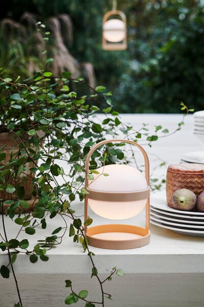 Exterior lamps, Soft Spot Solar Circular portable table lamp 18,5 cm, wheat, White
