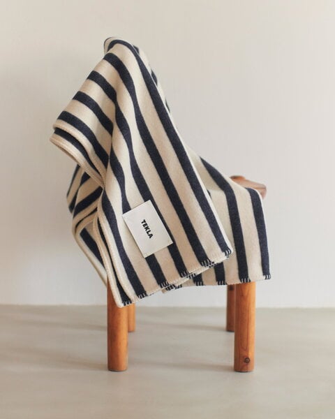 Blankets, Lambswool blanket, 130 x 180 cm, magpie stripes, Black & white