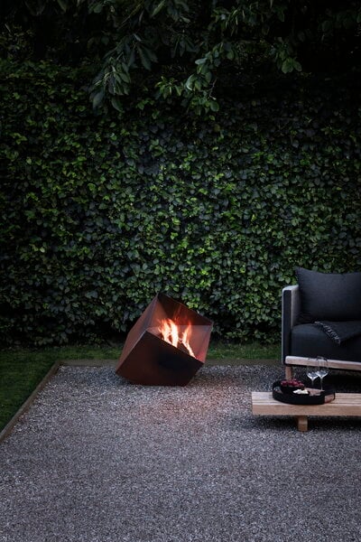 Lanterns & fire pits, FireCube outdoor fireplace, Brown