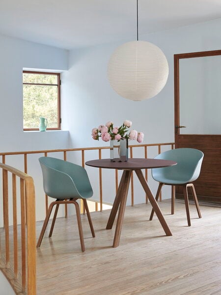 Ruokapöydän tuolit, About A Chair AAC22 tuoli, lakattu pähkinä - dusty blue, Ruskea