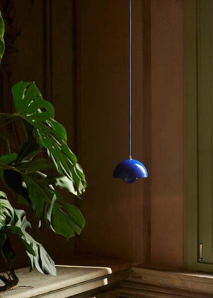 Pendant lamps, Flowerpot VP10 pendant, cobalt blue, Blue