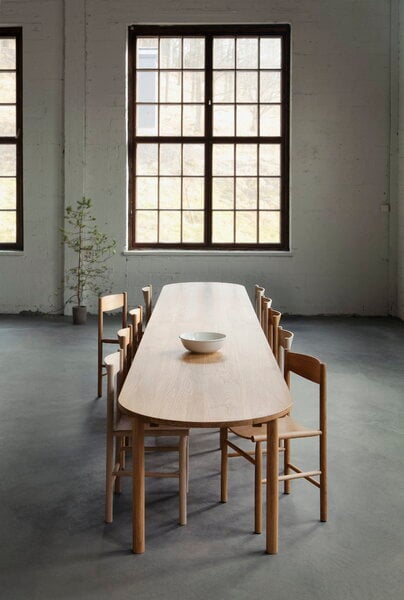 Dining tables, Basic table, oval, oak, Natural