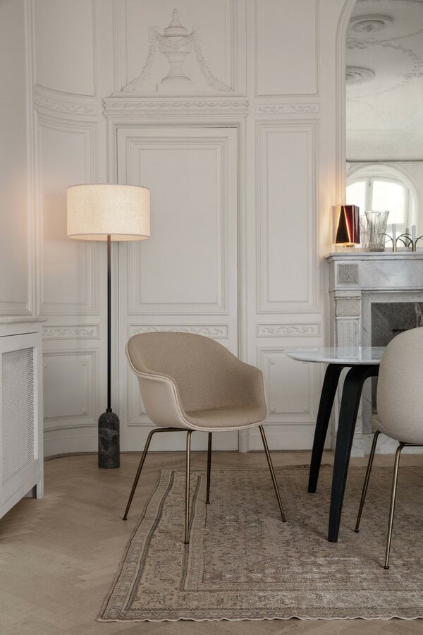 Lampadaires, Lampadaire Gravity, marbre noir, Blanc