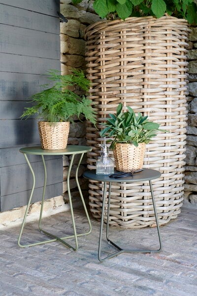 Patio tables, Cocotte side table, honey, Yellow