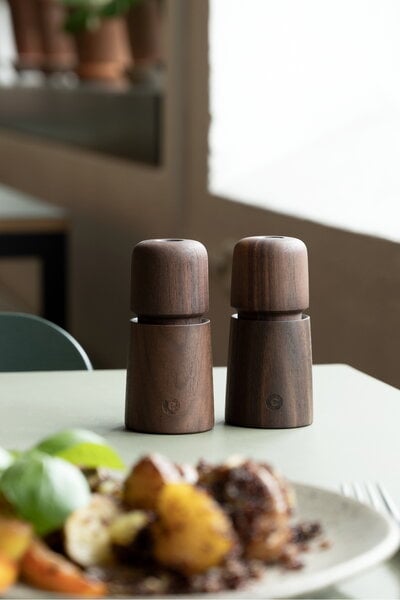 Salt & pepper, Stockholm grinder, 11 cm, walnut, Natural