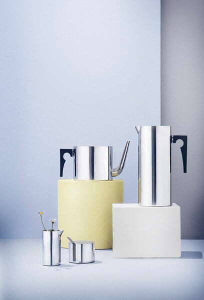 Jugs & pitchers, Arne Jacobsen jug with ice lip, Silver