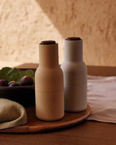 Salz- und Pfeffermühlen, Bottle Gewürzmühle, 2 Stück, Gerstenbraun - Walnuss, Beige