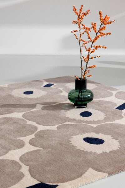 Wool rugs, Unikko rug, greige, Gray