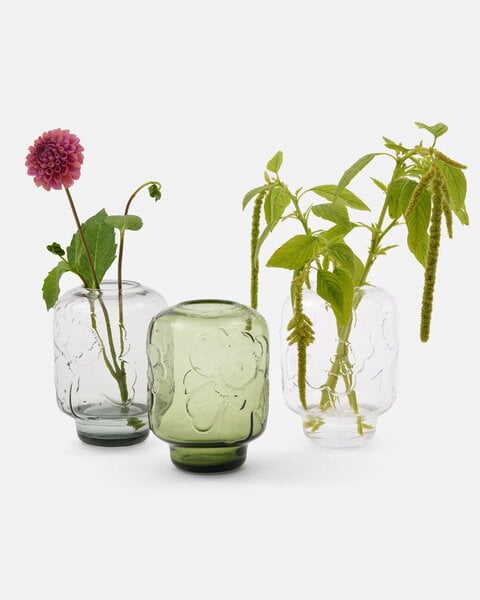 Marimekko Umpu vase, powder - olive | Finnish Design Shop