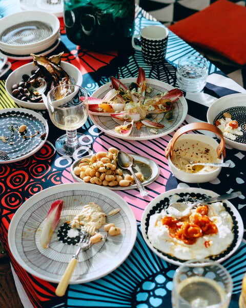 Marimekko Oiva - Siirtolapuutarha plate 25 cm | Finnish Design Shop