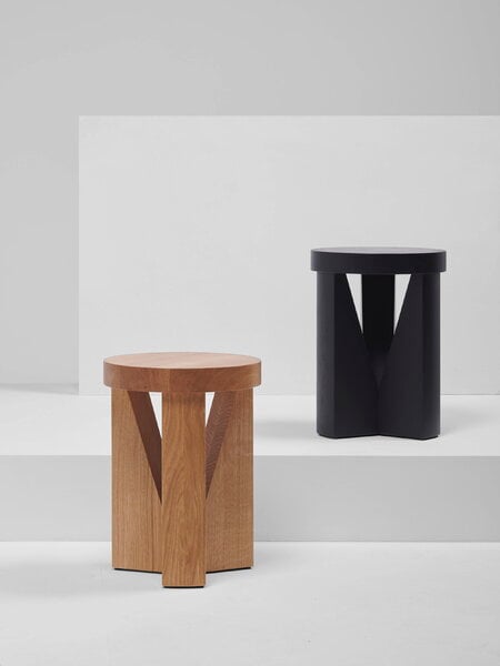 Stools, MC20 Cugino stool, oak, Natural
