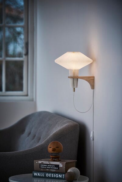 Wall lamps, Wall lamp 204, light oak, White