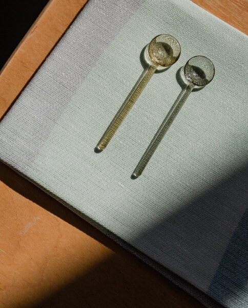 Couverts de service, Cuillère en verre Nekku, gris, Gris