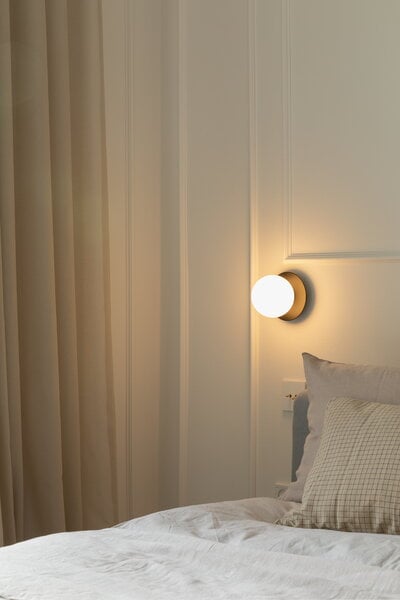 Wall lamps, Liila 1 wall/ceiling lamp, small, black - opal, White