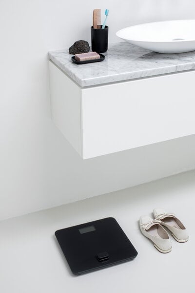 Bathroom accessories, ReNew battery free bathroom scale, dark grey, Gray