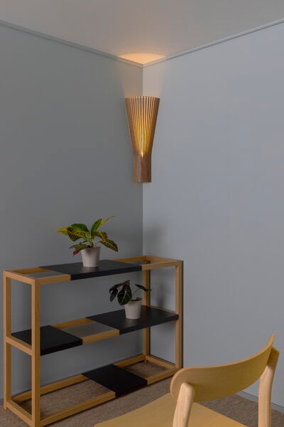 Wall lamps, Secto 4236 corner lamp, 60 cm, walnut, Natural