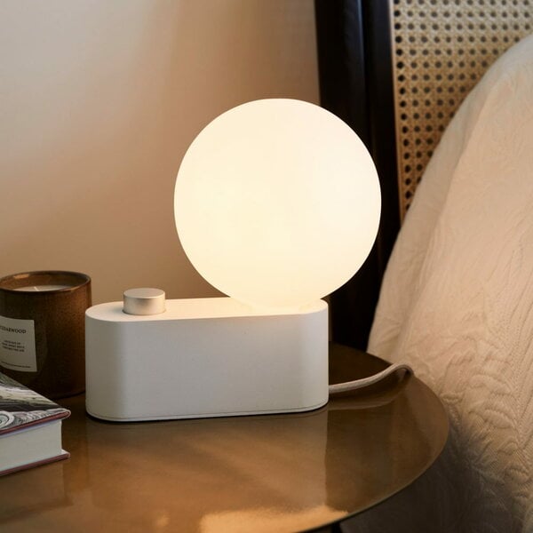 Table lamps, Alumina table and wall lamp, chalk, White