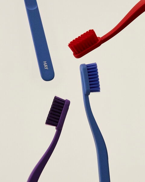 Tandborstar och nagelklippare, Tann tandborste, röd, Röd