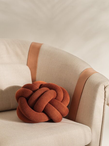 Decorative cushions, Knot cushion, ochre, Red