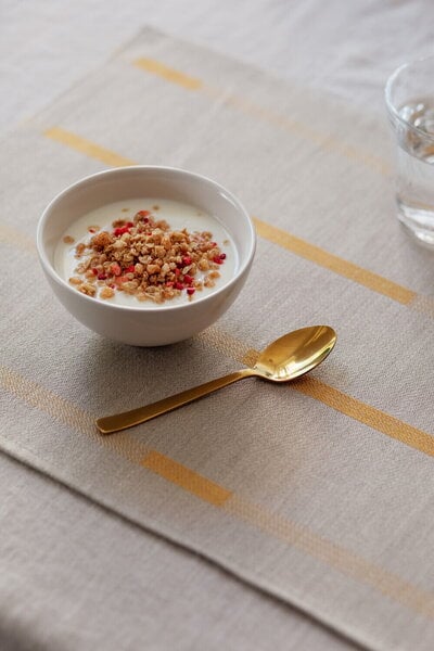 Placemats & runners, Linnea placemat, linen - cloudberry, Natural