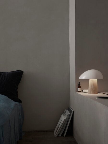 Illuminazione, Lampada da tavolo Night Owl, smokey white - frassino, Naturale