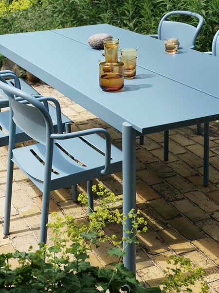 Tables de jardin, Table Linear Steel, 140 x 75 cm, bleu pâle, Bleu clair