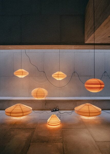 Vaarnii 1003 Hans pendant, XL 90 cm, pine | Finnish Design Shop