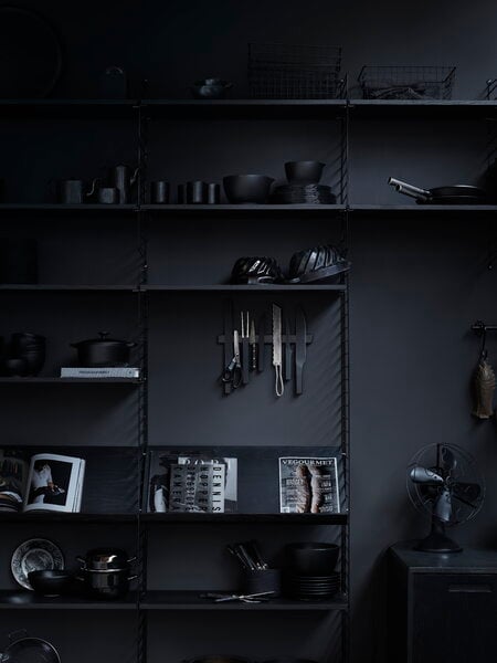 Scaffali modulari, Mensola per riviste String, 78 x 30 cm, frassino tinto nero, Nero
