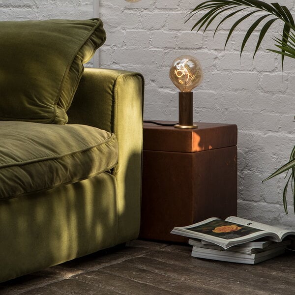 Table lamps, Knuckle table lamp with Voronoi I bulb, walnut, Gold
