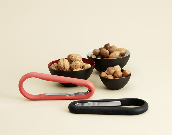 Kattaus Normann Copenhagen Black Red Metal