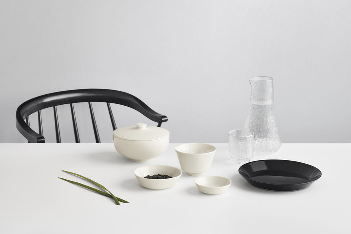 Kattaus Iittala Black Ceramic Teema