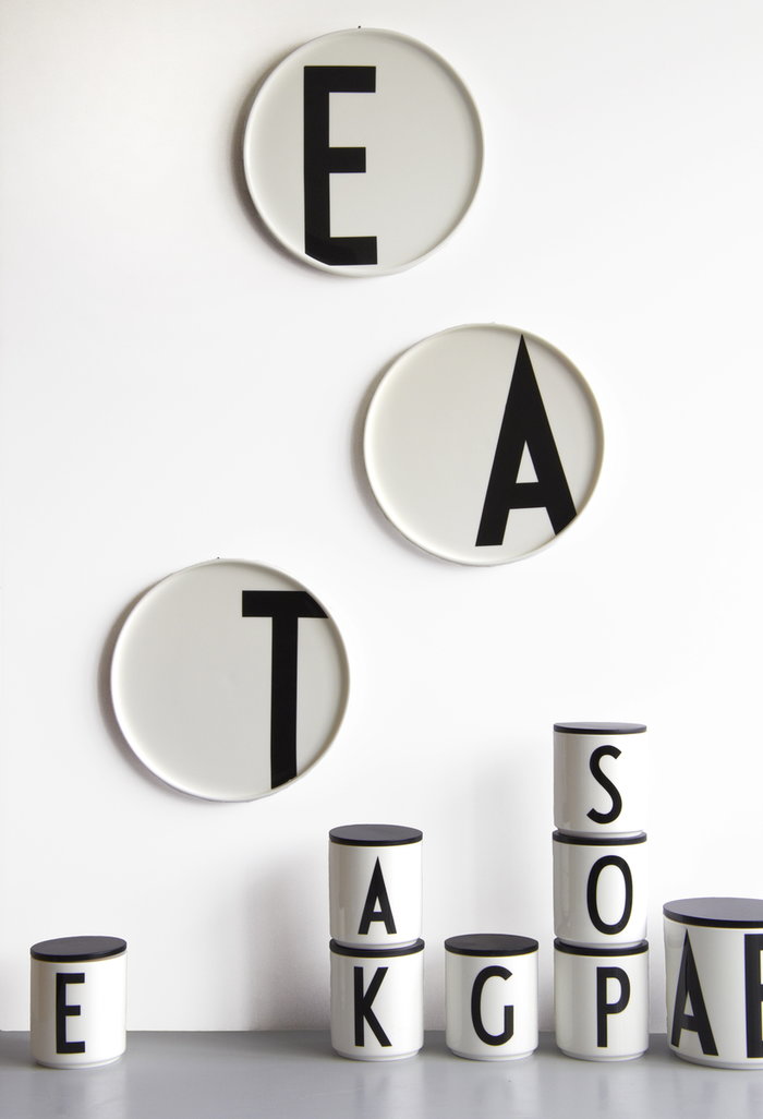 Säilytys Sisustusyksityiskohta Design Letters White Ceramic Black