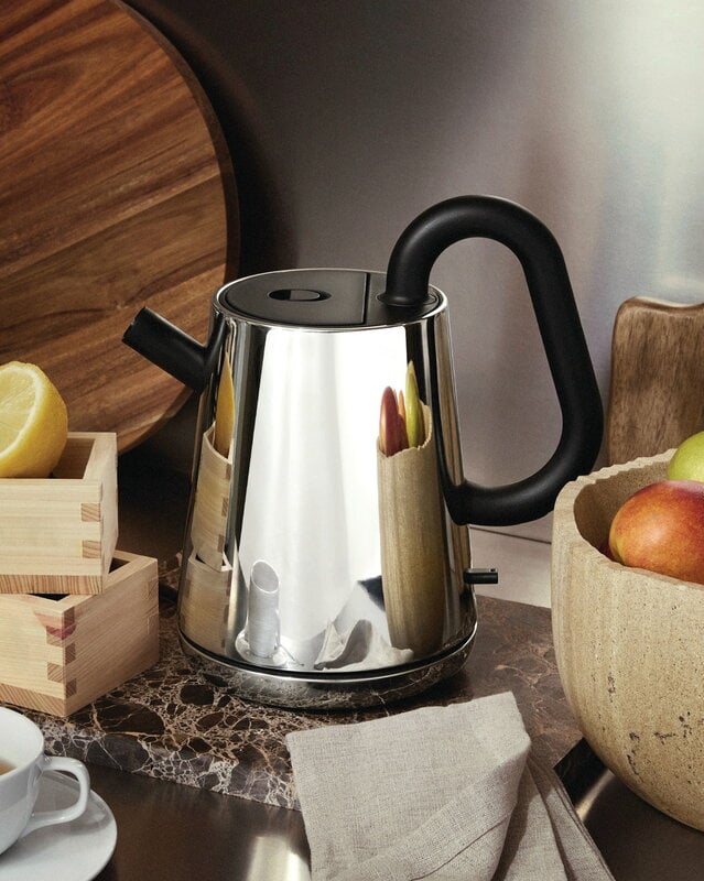 Alessi Toru vattenkokare, 0,8 l, rostfritt stål - svart, dekorationsbild